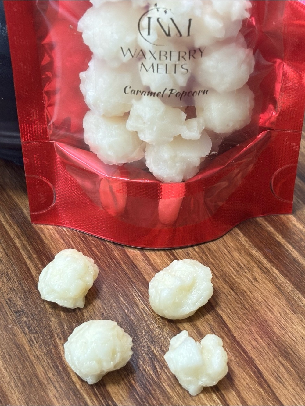 Hand Crafted Trial Size Caramel Popcorn Wax Melts - Picture 2 of 4